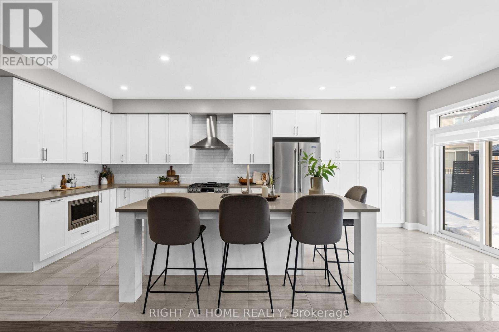 424 Golden Springs Drive, Ottawa, Ontario  K4M 0B9 - Photo 14 - X12819598