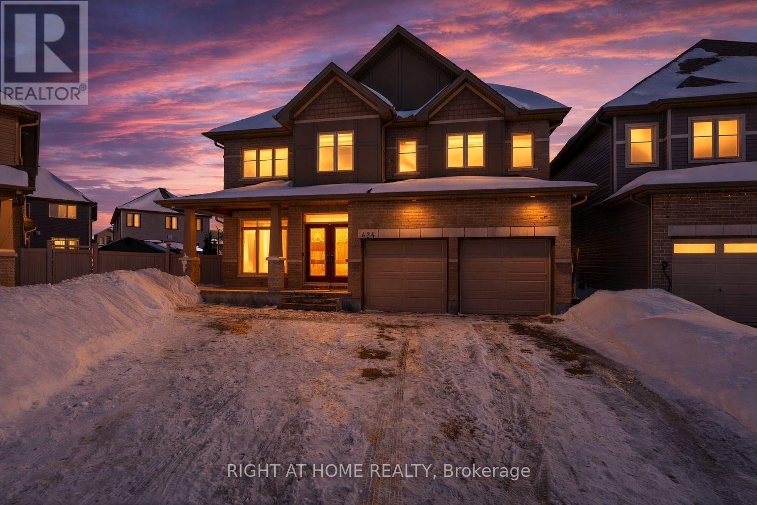 424 Golden Springs Drive, Ottawa, Ontario  K4M 0B9 - Photo 2 - X12819598