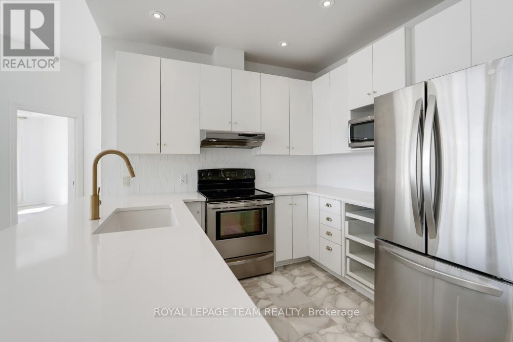 203 - 500 Claridge Drive, Ottawa, Ontario  K2J 3G5 - Photo 9 - X12819602