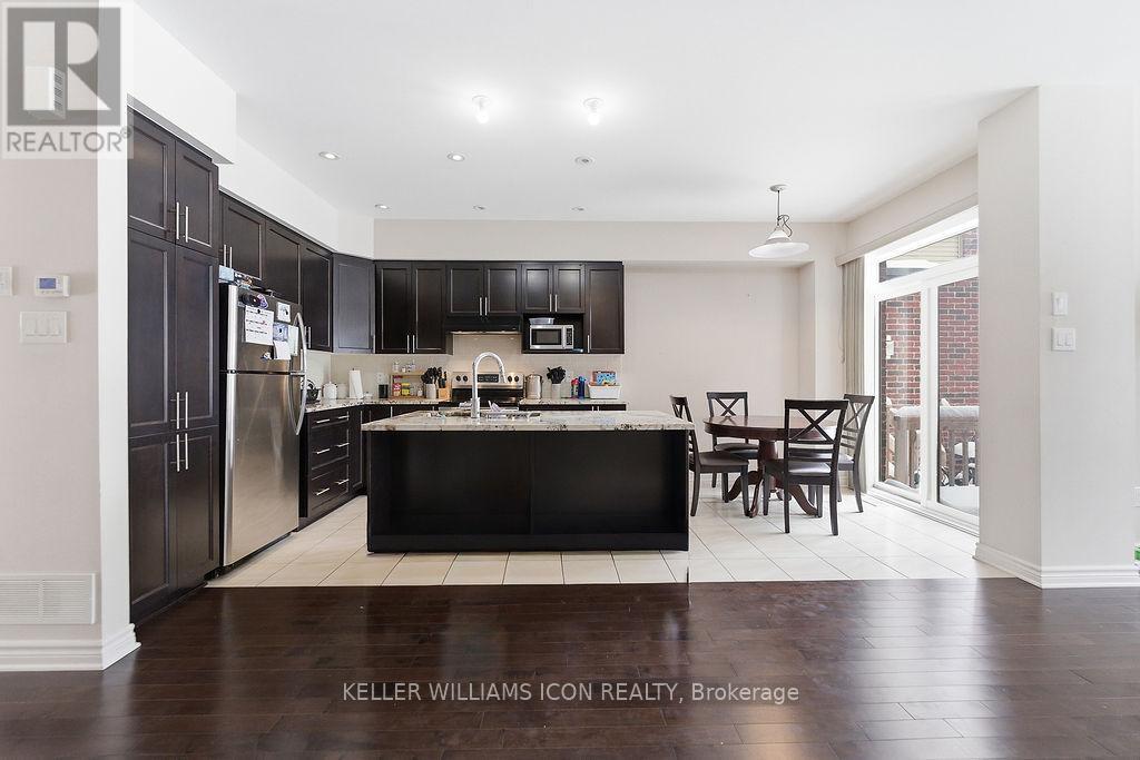 726 Guardian Grove, Ottawa, Ontario  K1X 0B2 - Photo 10 - X12819650