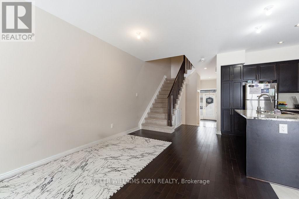 726 Guardian Grove, Ottawa, Ontario  K1X 0B2 - Photo 11 - X12819650