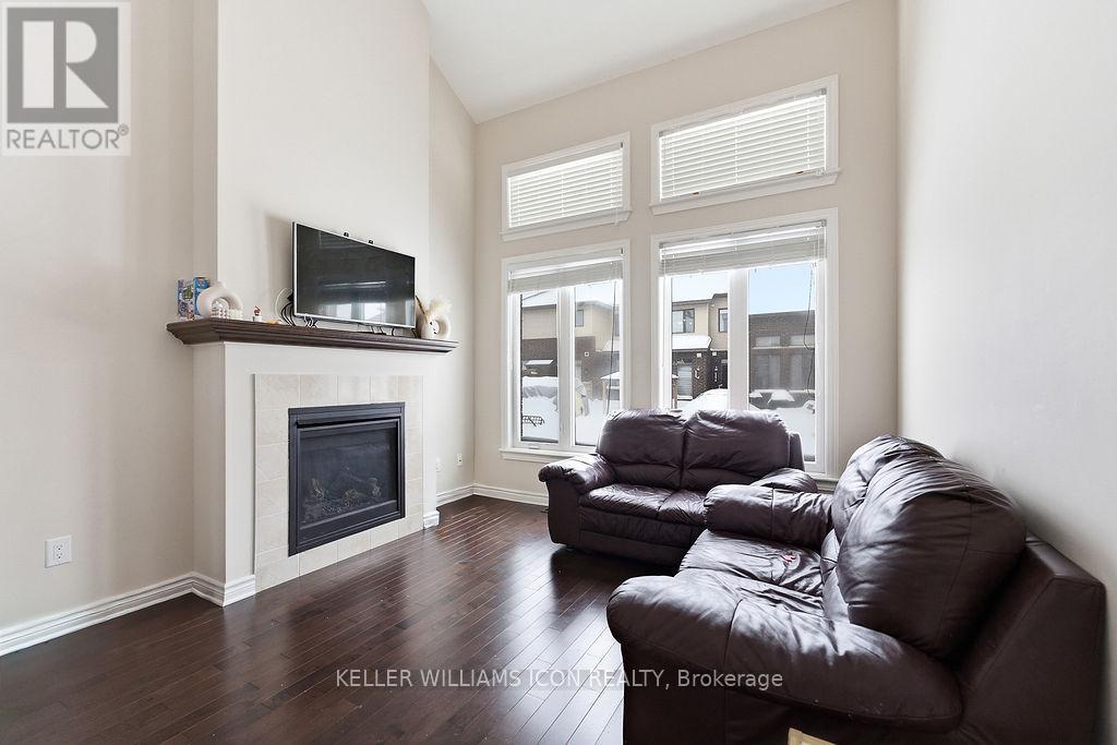 726 Guardian Grove, Ottawa, Ontario  K1X 0B2 - Photo 13 - X12819650