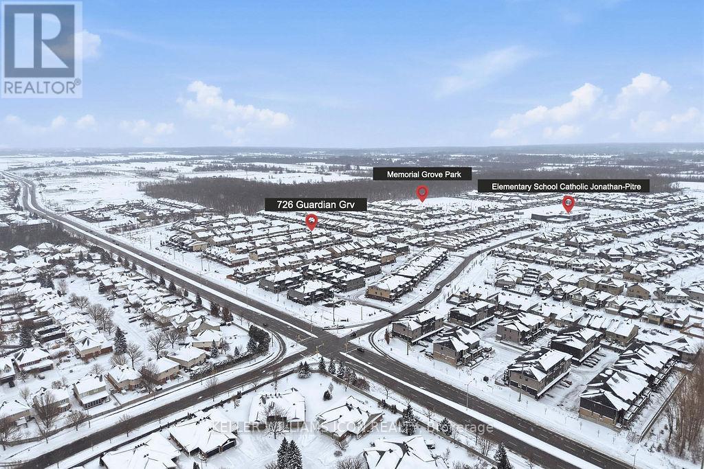 726 Guardian Grove, Ottawa, Ontario  K1X 0B2 - Photo 2 - X12819650