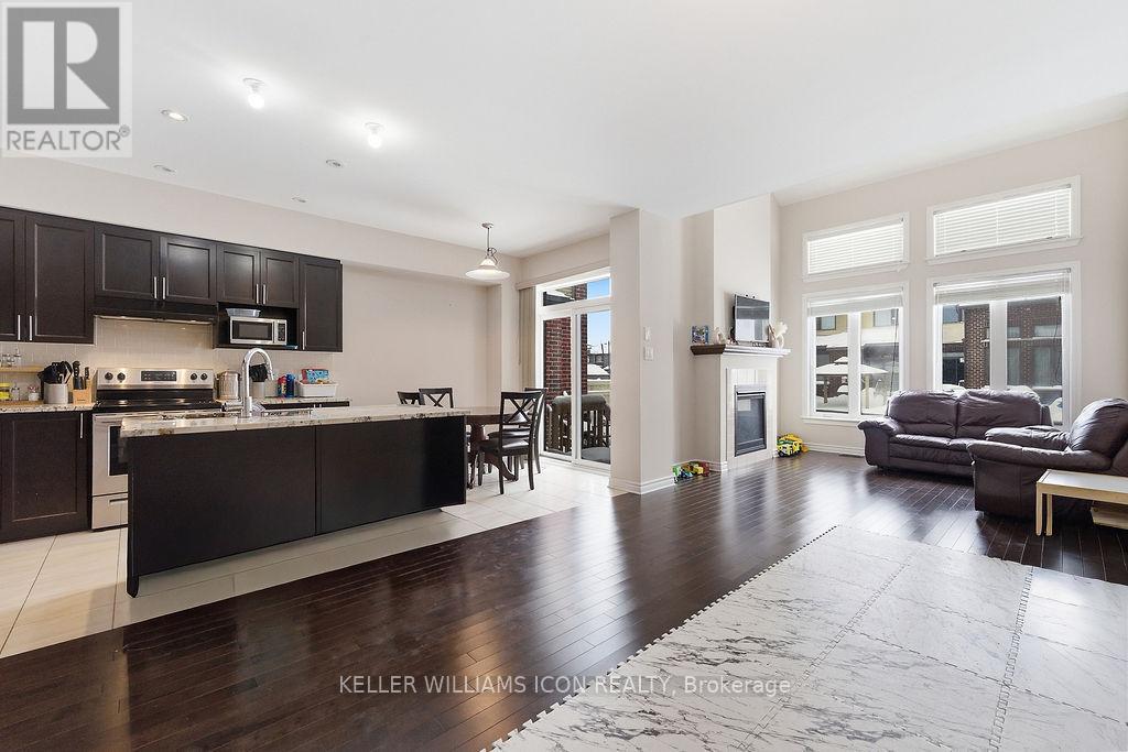 726 Guardian Grove, Ottawa, Ontario  K1X 0B2 - Photo 5 - X12819650