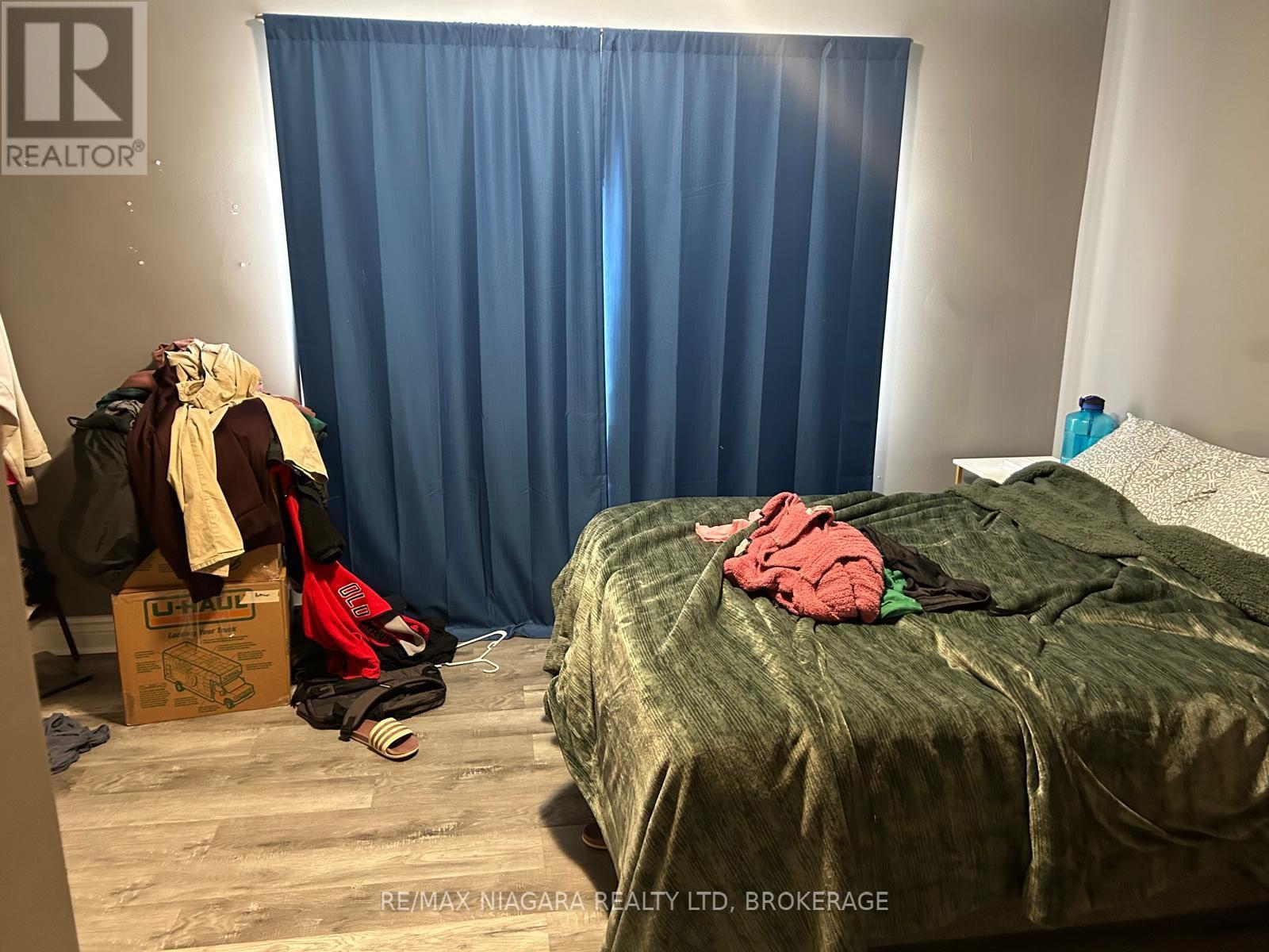 7267 Fern Avenue, Niagara Falls, Ontario  L2G 5H3 - Photo 2 - X12819634