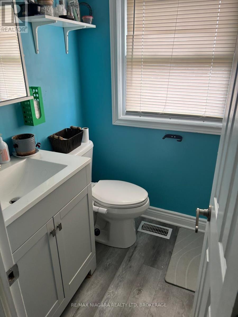 7267 Fern Avenue, Niagara Falls, Ontario  L2G 5H3 - Photo 5 - X12819634