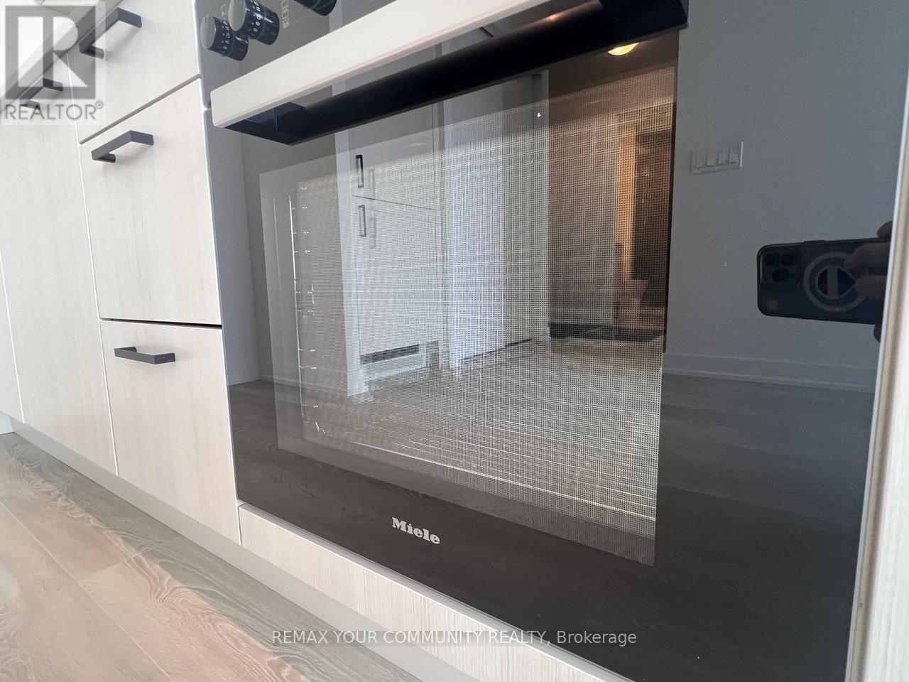 1808 - 1 Quarrington Lane, Toronto (Banbury-Don Mills), Ontario  M3C 0S4 - Photo 13 - C12818074