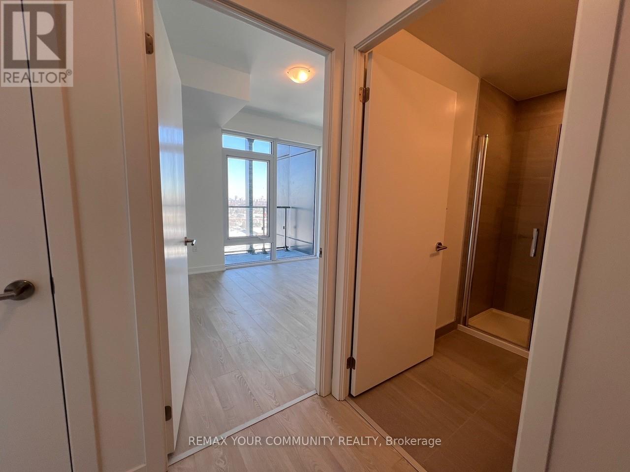 1808 - 1 Quarrington Lane, Toronto (Banbury-Don Mills), Ontario  M3C 0S4 - Photo 3 - C12818074