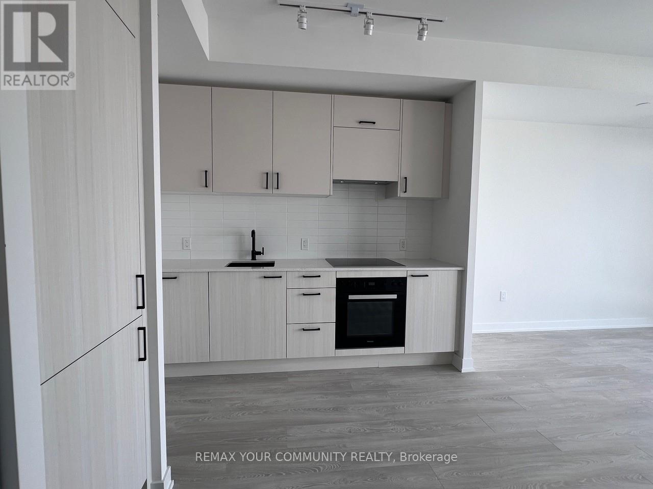 1808 - 1 Quarrington Lane, Toronto (Banbury-Don Mills), Ontario  M3C 0S4 - Photo 9 - C12818074