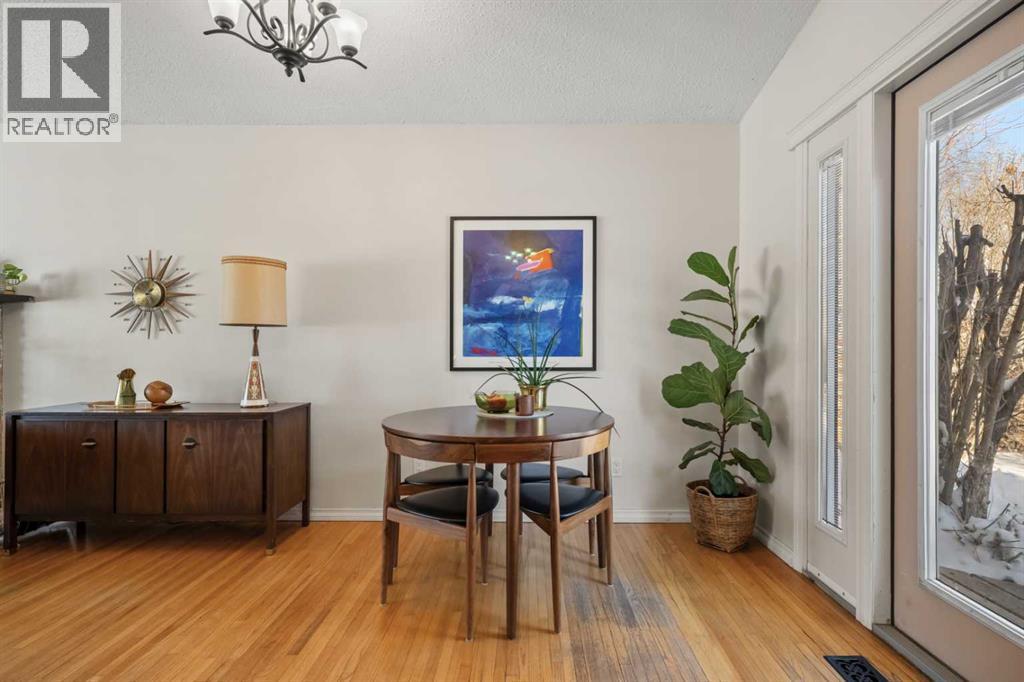 2720 45 Street Sw, Calgary, Alberta  T3E 3T4 - Photo 11 - A2286915