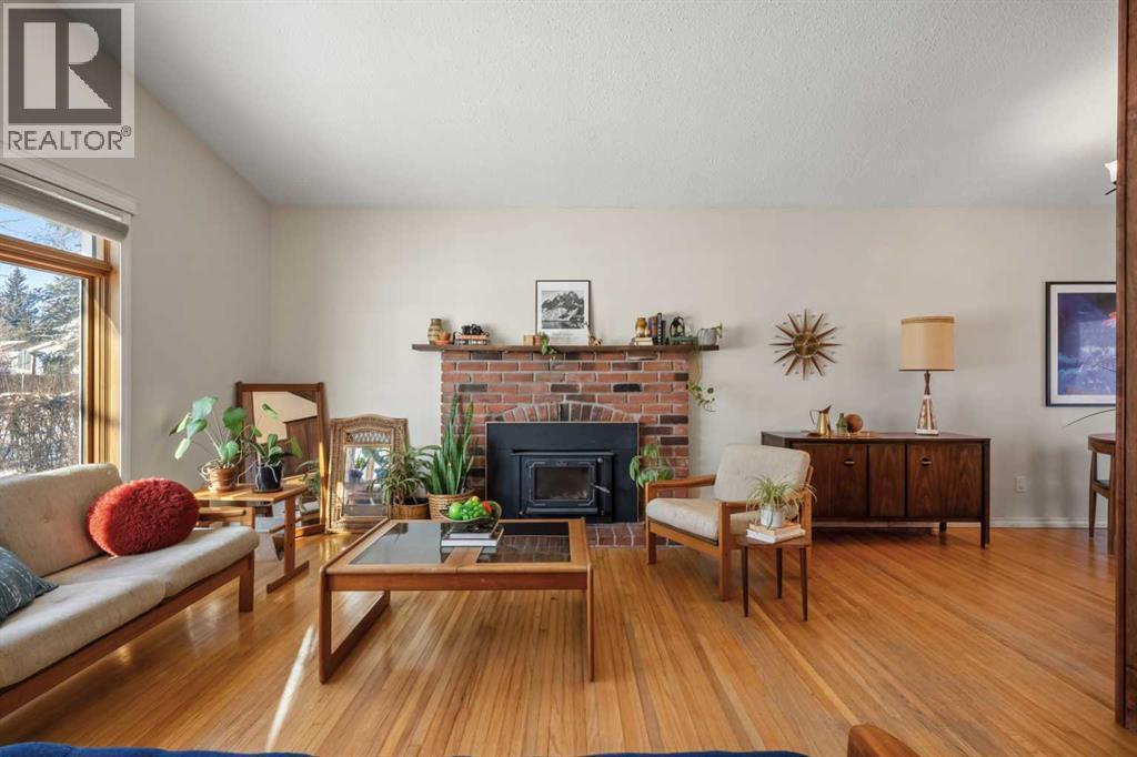 2720 45 Street Sw, Calgary, Alberta  T3E 3T4 - Photo 13 - A2286915