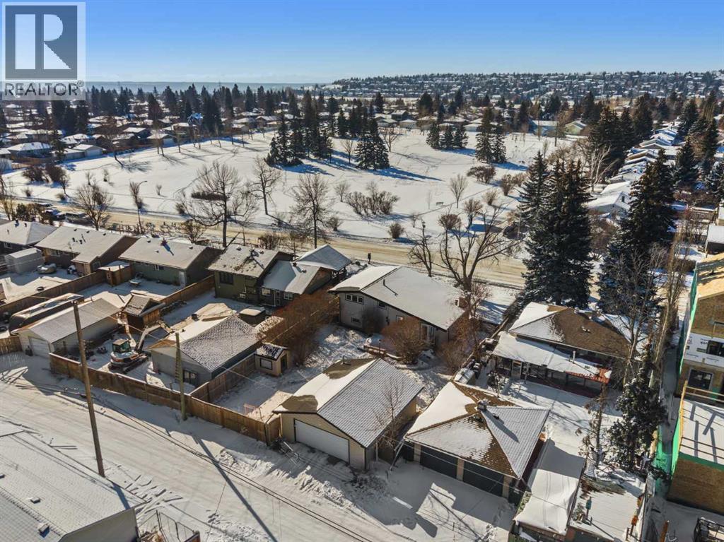 2720 45 Street Sw, Calgary, Alberta  T3E 3T4 - Photo 48 - A2286915