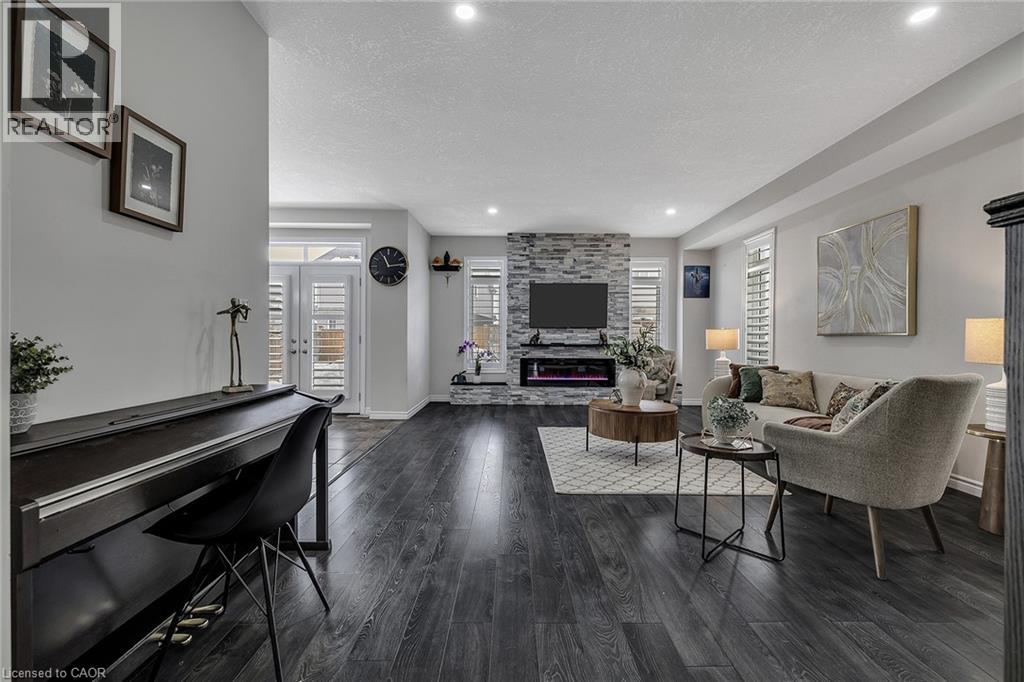 297 Thomas Slee Drive, Kitchener, Ontario  N2P 0B7 - Photo 15 - 40807633