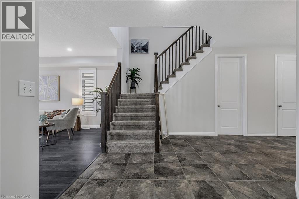 297 Thomas Slee Drive, Kitchener, Ontario  N2P 0B7 - Photo 21 - 40807633