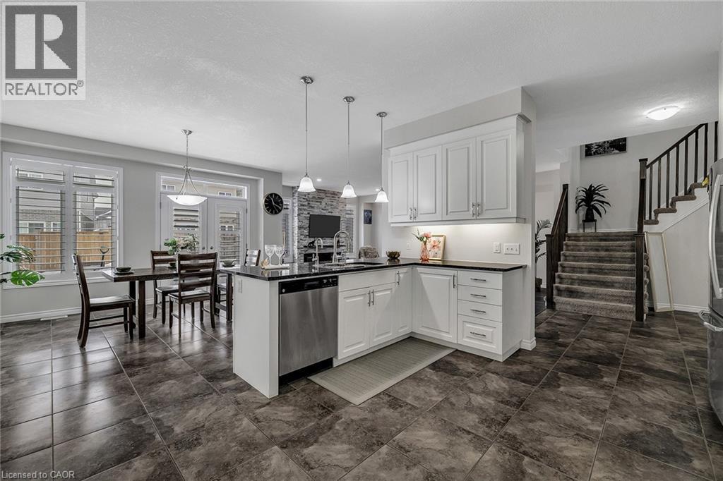 297 Thomas Slee Drive, Kitchener, Ontario  N2P 0B7 - Photo 9 - 40807633