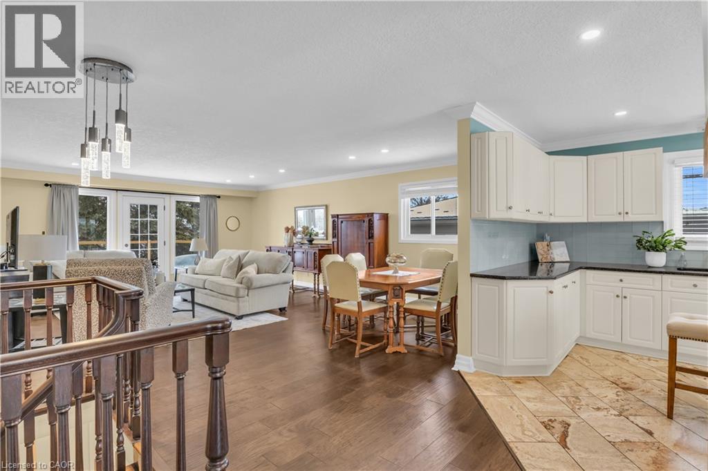 197 Autumn Hill Crescent, Kitchener, Ontario  N2N 1K9 - Photo 7 - 40807264