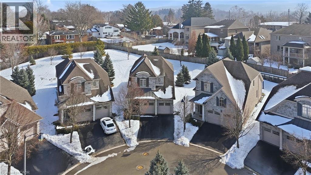 60 Mcgrath Court, Dundas, Ontario  L9H 0A5 - Photo 3 - 40805959