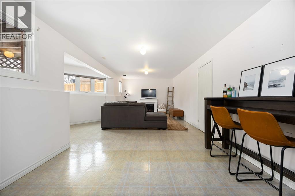 991 Lakeshore Road, Sarnia, Ontario  N7V 2V3 - Photo 17 - 26003994