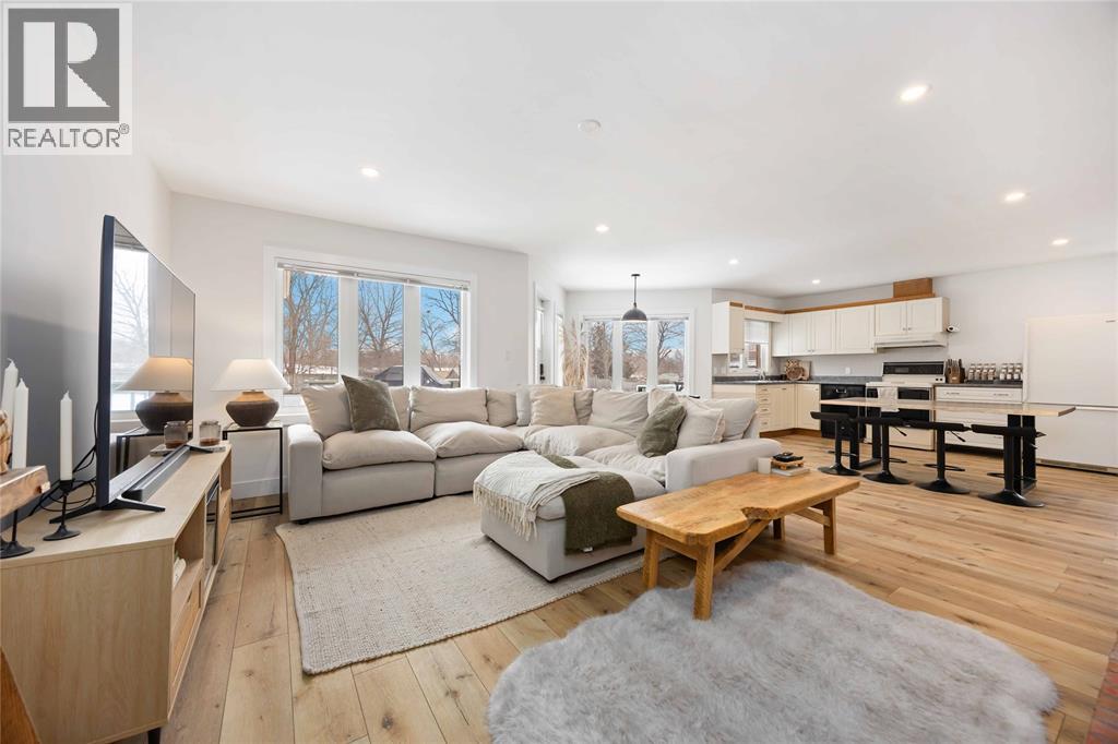 991 Lakeshore Road, Sarnia, Ontario  N7V 2V3 - Photo 6 - 26003994