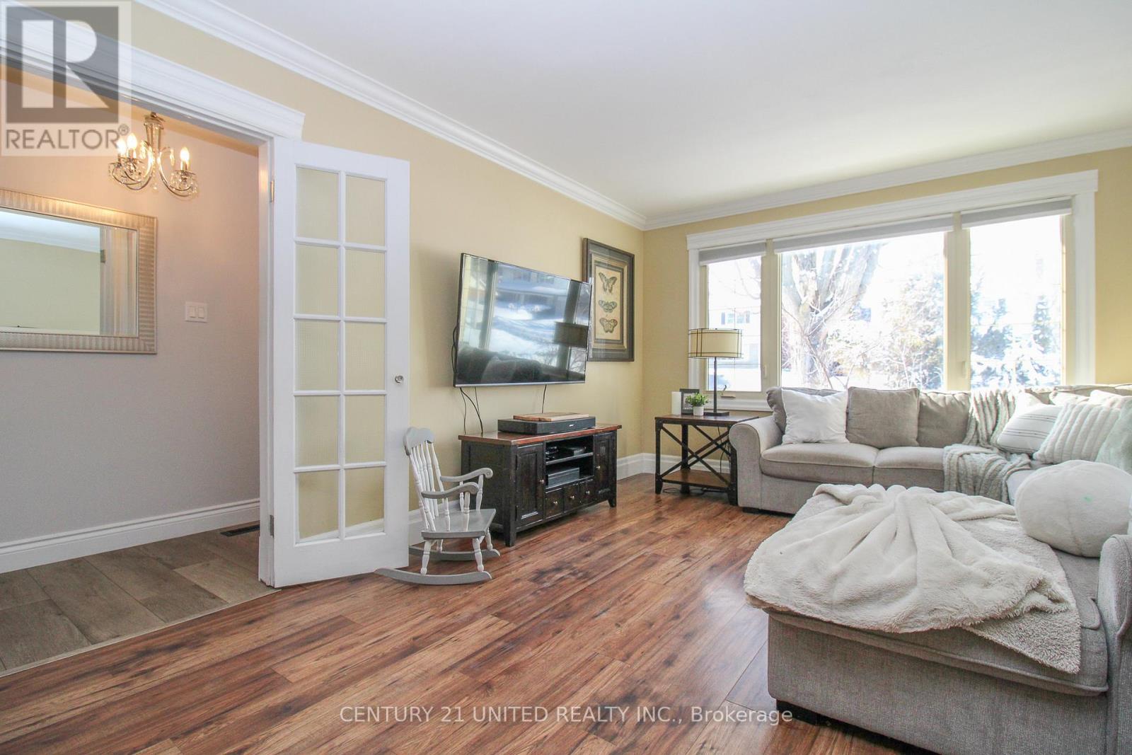 1203 Edmison Drive, Peterborough, Ontario  K9H 6V2 - Photo 9 - X12819544