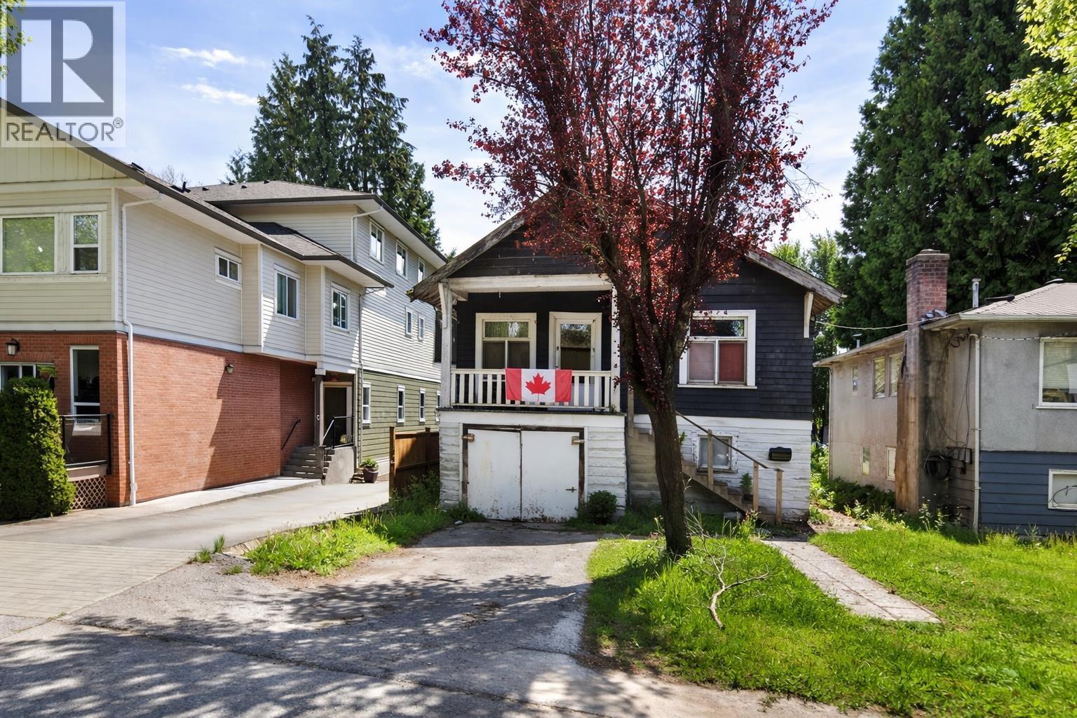 2272 KELLY AVENUE, Port Coquitlam, British Columbia