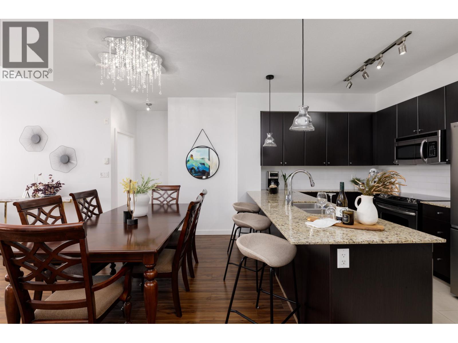 404 265 Ross Drive, New Westminster, British Columbia  V3L 0C8 - Photo 6 - R3083782