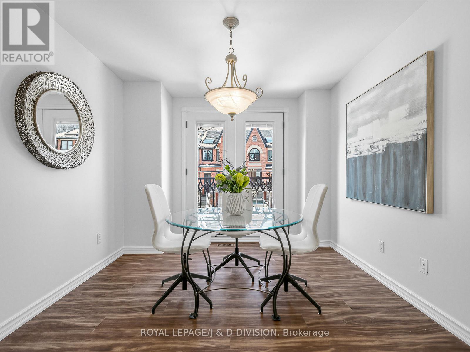 47 Soho Square, Toronto, Ontario  M5T 2Z2 - Photo 7 - C12819512