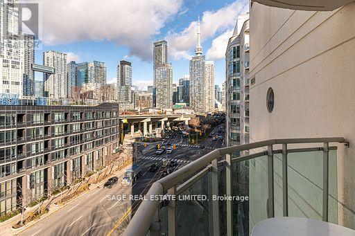 819 - 600 Queens Quay W, Toronto, Ontario M5V 3M3 - Photo 14 - C12819526