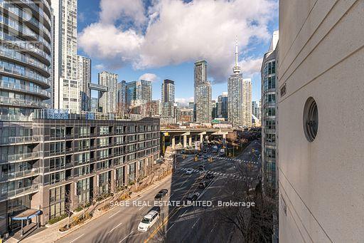 819 - 600 Queens Quay W, Toronto, Ontario M5V 3M3 - Photo 17 - C12819526