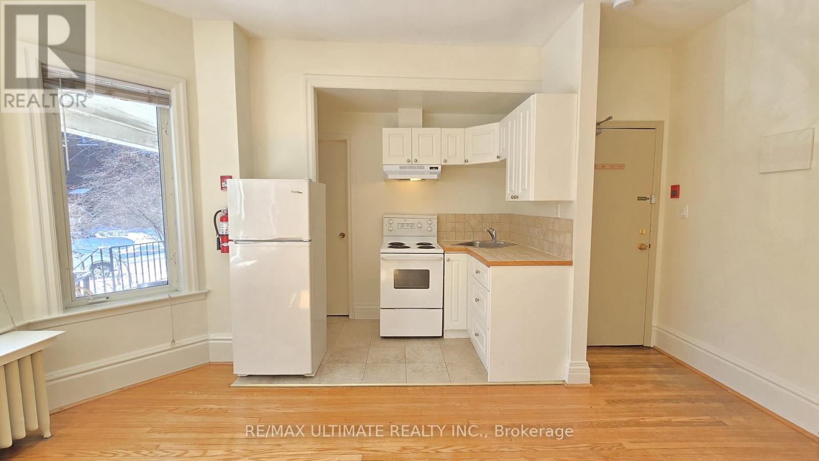 2 - 16 Foxbar Road, Toronto (Yonge-St. Clair), Ontario  M4V 2G6 - Photo 2 - C12819612