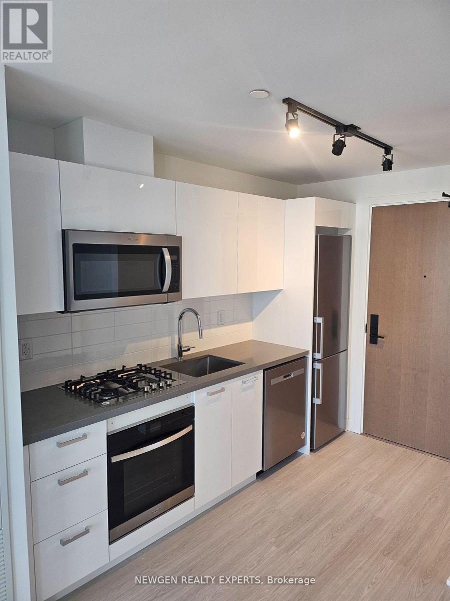 1903 - 195 Mccaul Street, Toronto, Ontario  M5T 1W6 - Photo 3 - C12819644