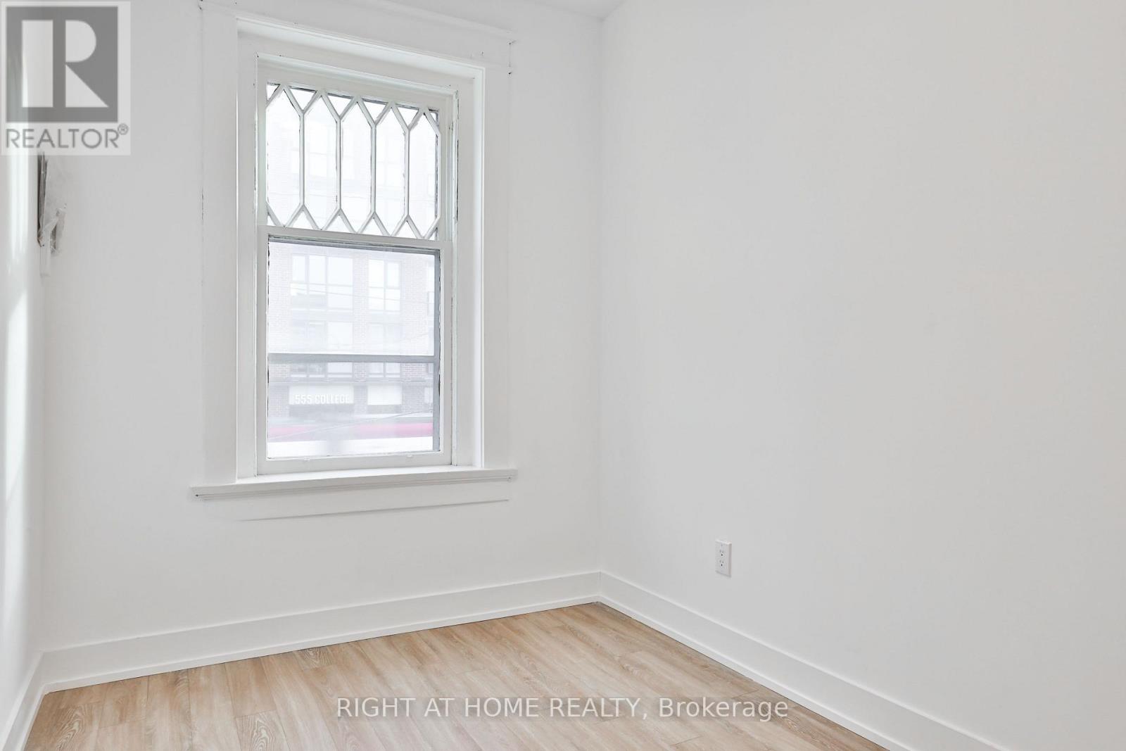 2f - 554 College Street, Toronto, Ontario  M6G 1B1 - Photo 10 - C12819706