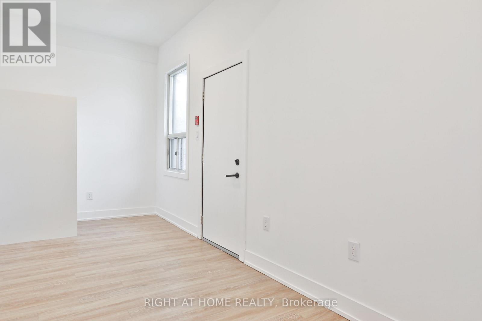 2f - 554 College Street, Toronto, Ontario  M6G 1B1 - Photo 6 - C12819706