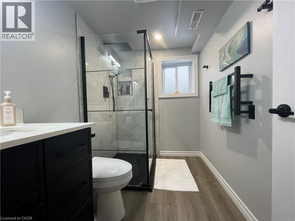 22 Matthew Court, Kitchener, Ontario  N2B 1W6 - Photo 32 - 40805834