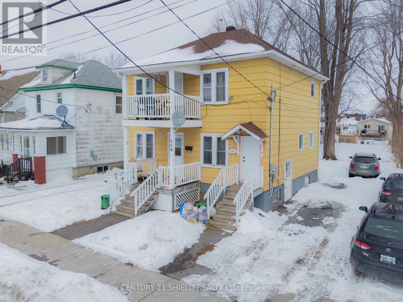 519 & 519a York Street, Cornwall, Ontario K6J 3Z9 - Photo 2 - X12819658