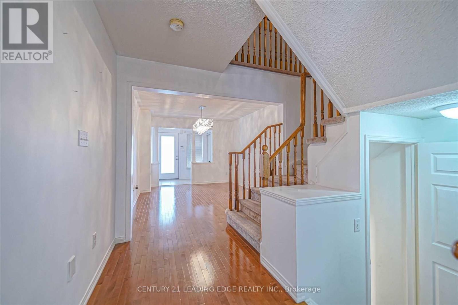 90 Carpendale Crescent, Ajax (Northeast Ajax), Ontario  L1Z 2B3 - Photo 18 - E12819606