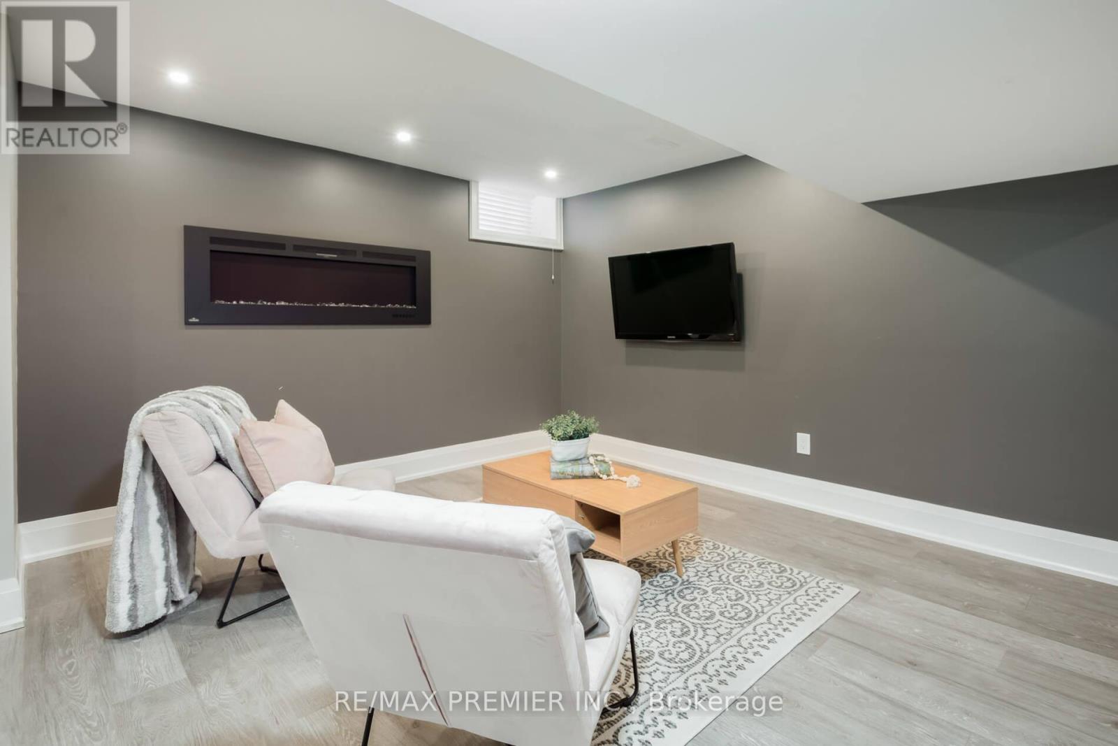 101 Woodgreen Drive N, Vaughan, Ontario  L4L 3S2 - Photo 44 - N12819716