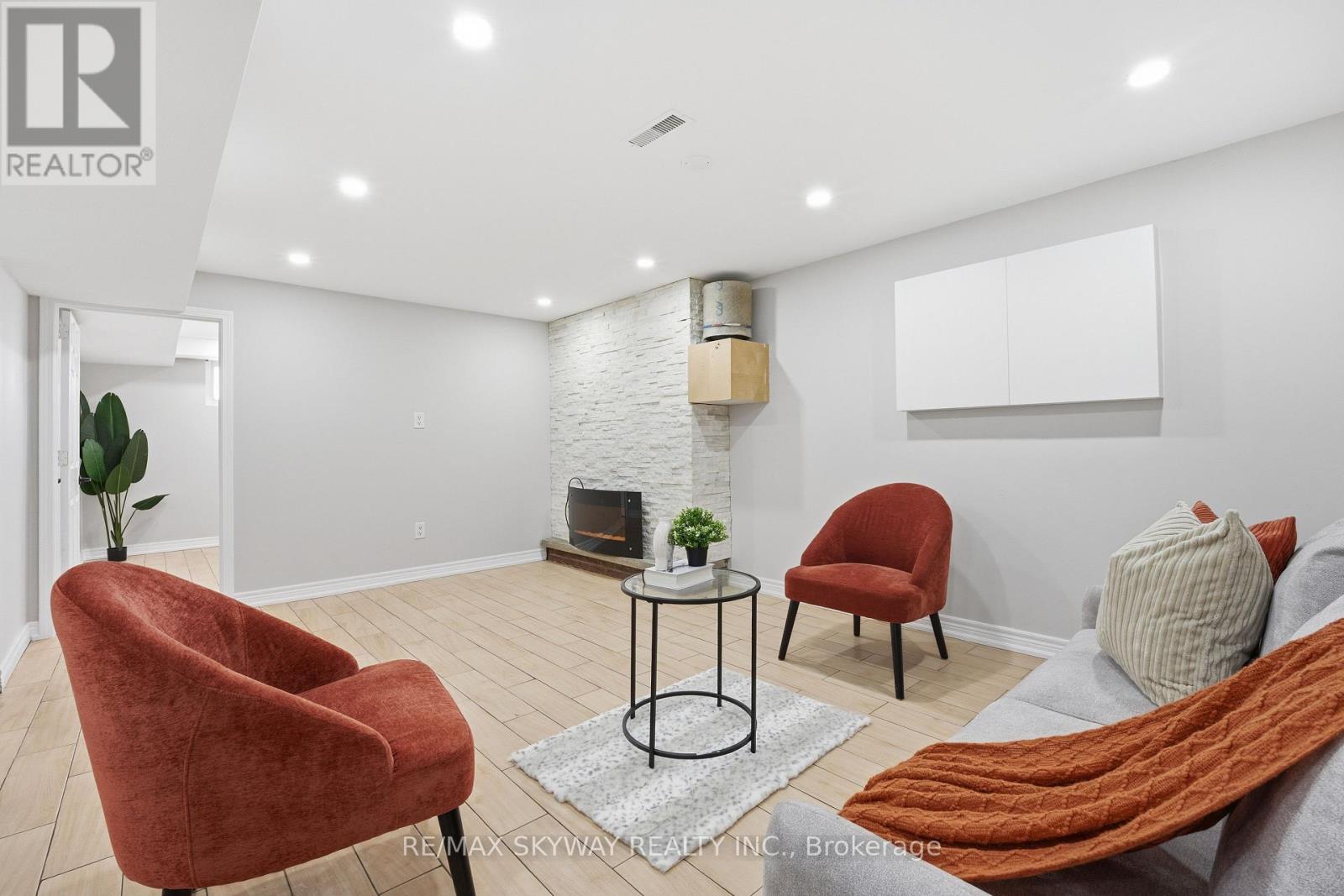 212 Rutherford Road N, Brampton, Ontario  L6V 2X9 - Photo 21 - W12819542