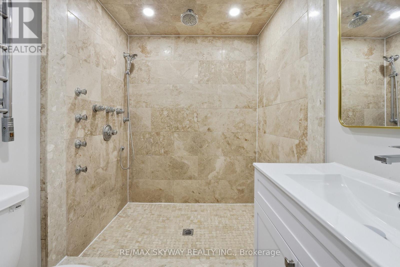 212 Rutherford Road N, Brampton, Ontario  L6V 2X9 - Photo 23 - W12819542