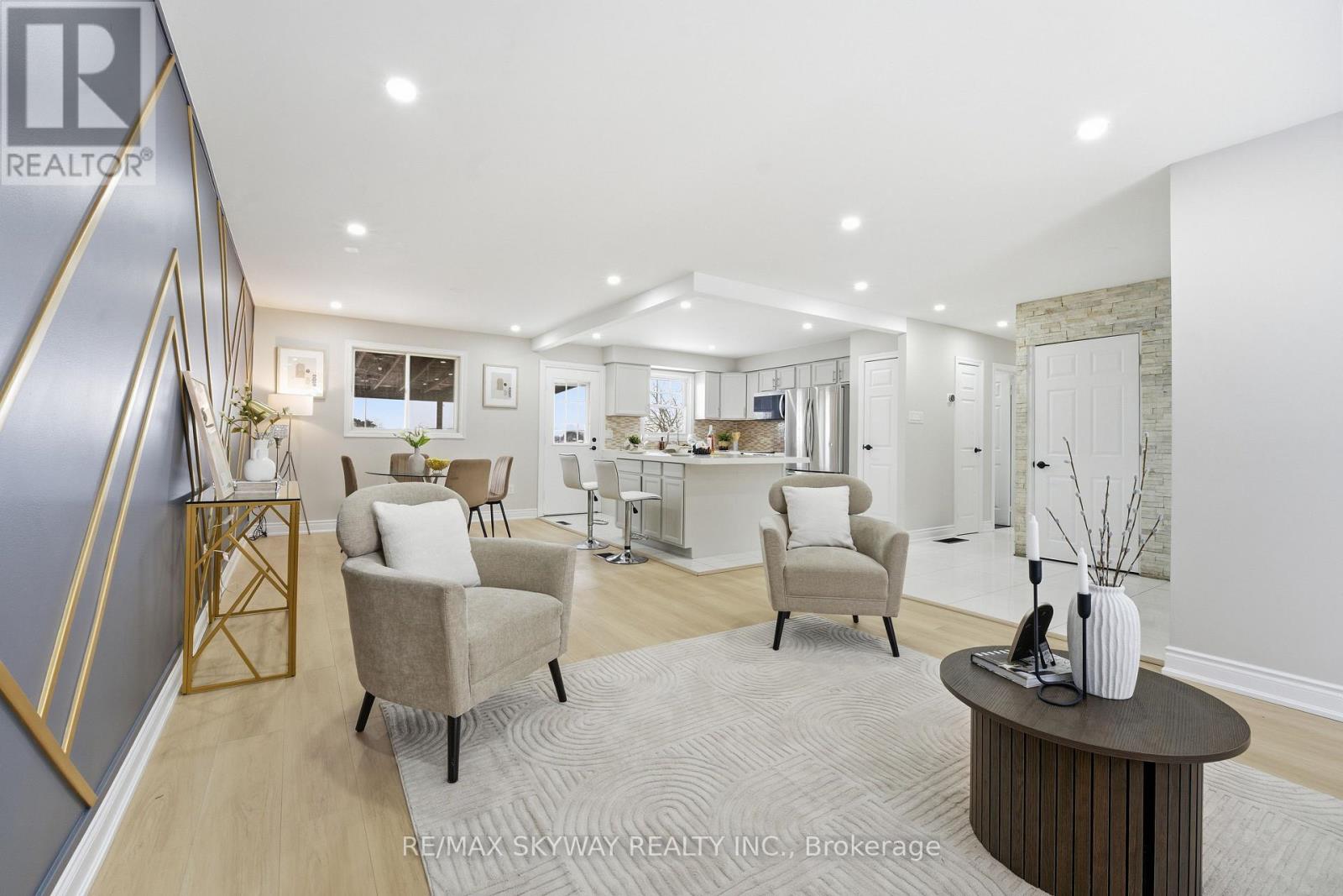 212 Rutherford Road N, Brampton, Ontario  L6V 2X9 - Photo 5 - W12819542