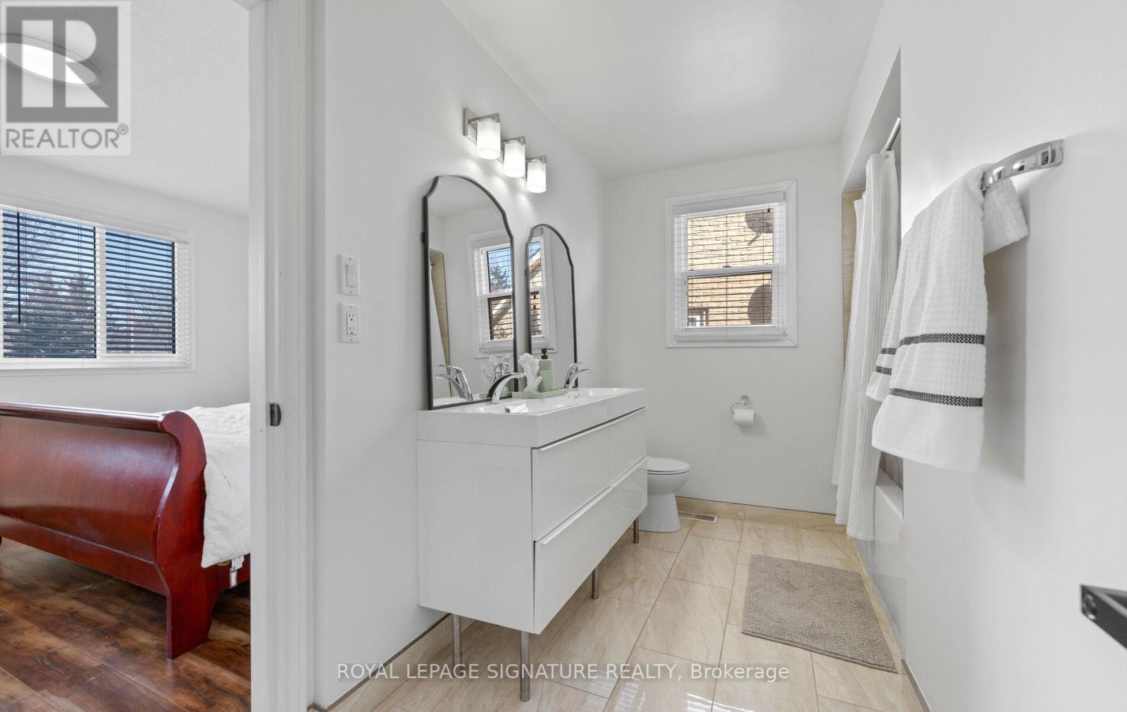 2094 Farrier Mews, Mississauga, Ontario  L5L 2Y5 - Photo 22 - W12819570