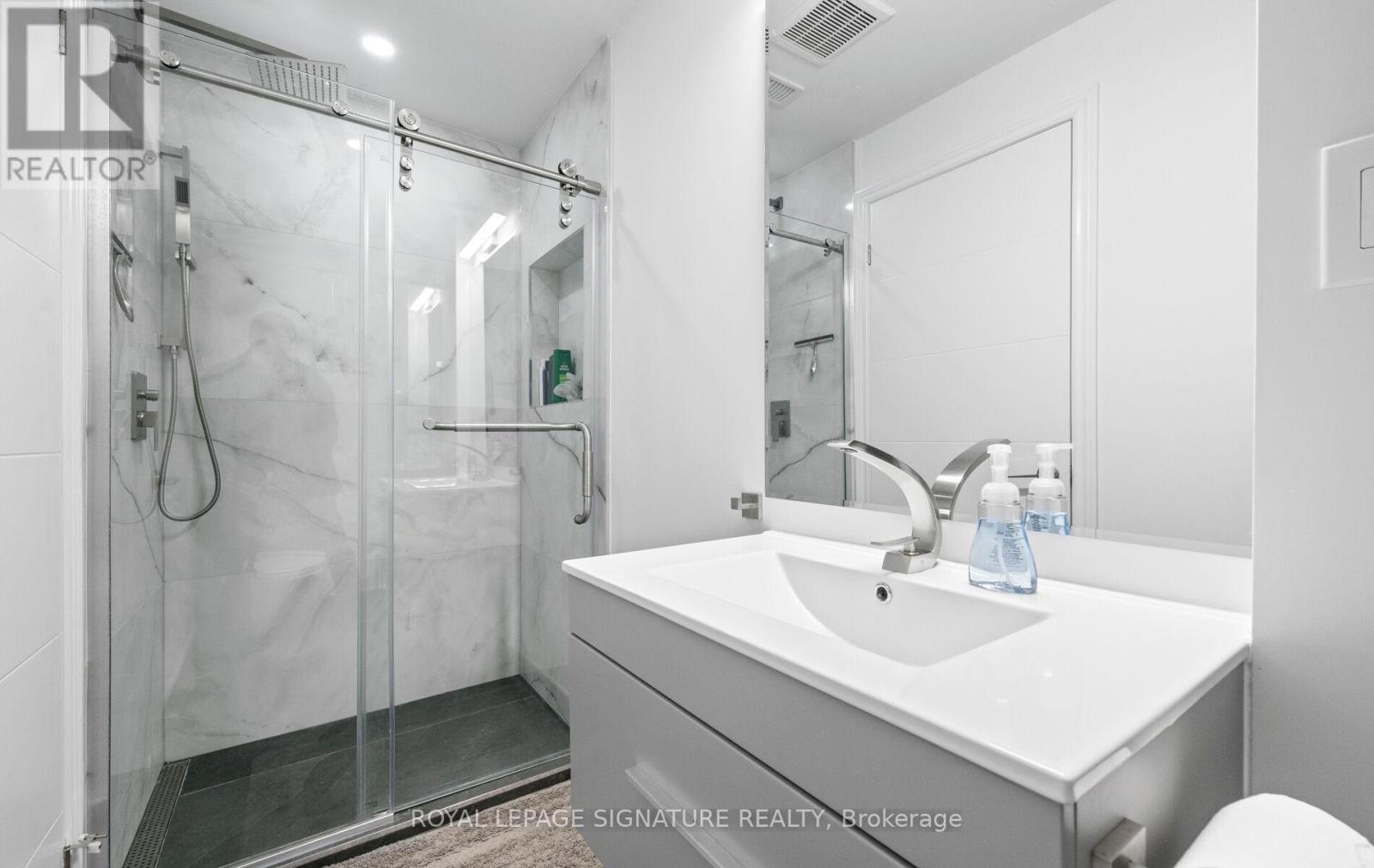 2094 Farrier Mews, Mississauga, Ontario  L5L 2Y5 - Photo 34 - W12819570