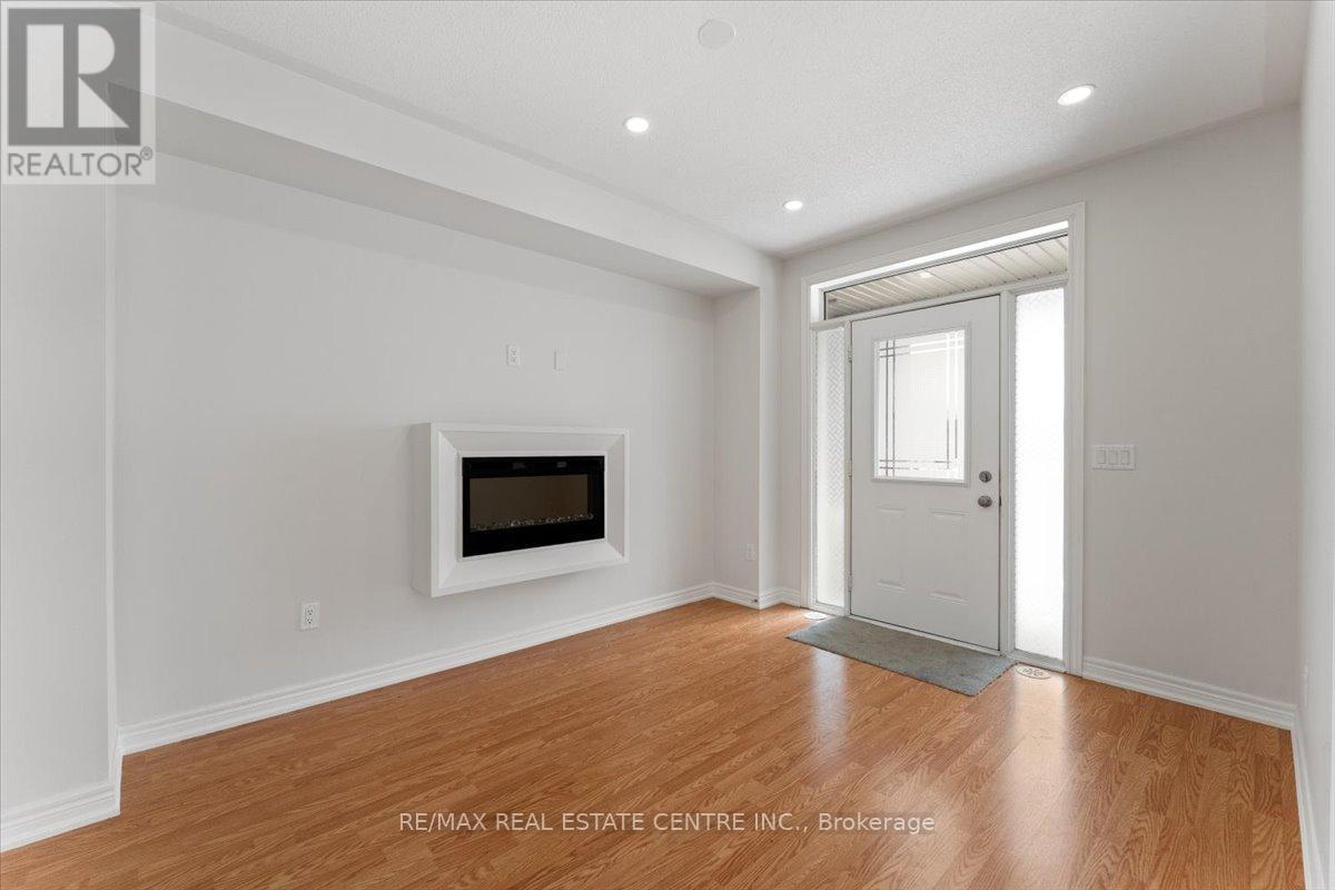 3007 Max Khan Boulevard, Oakville, Ontario  L6H 3P4 - Photo 12 - W12819672