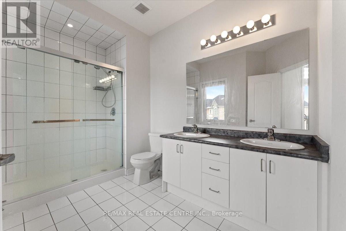 3007 Max Khan Boulevard, Oakville, Ontario  L6H 3P4 - Photo 30 - W12819672