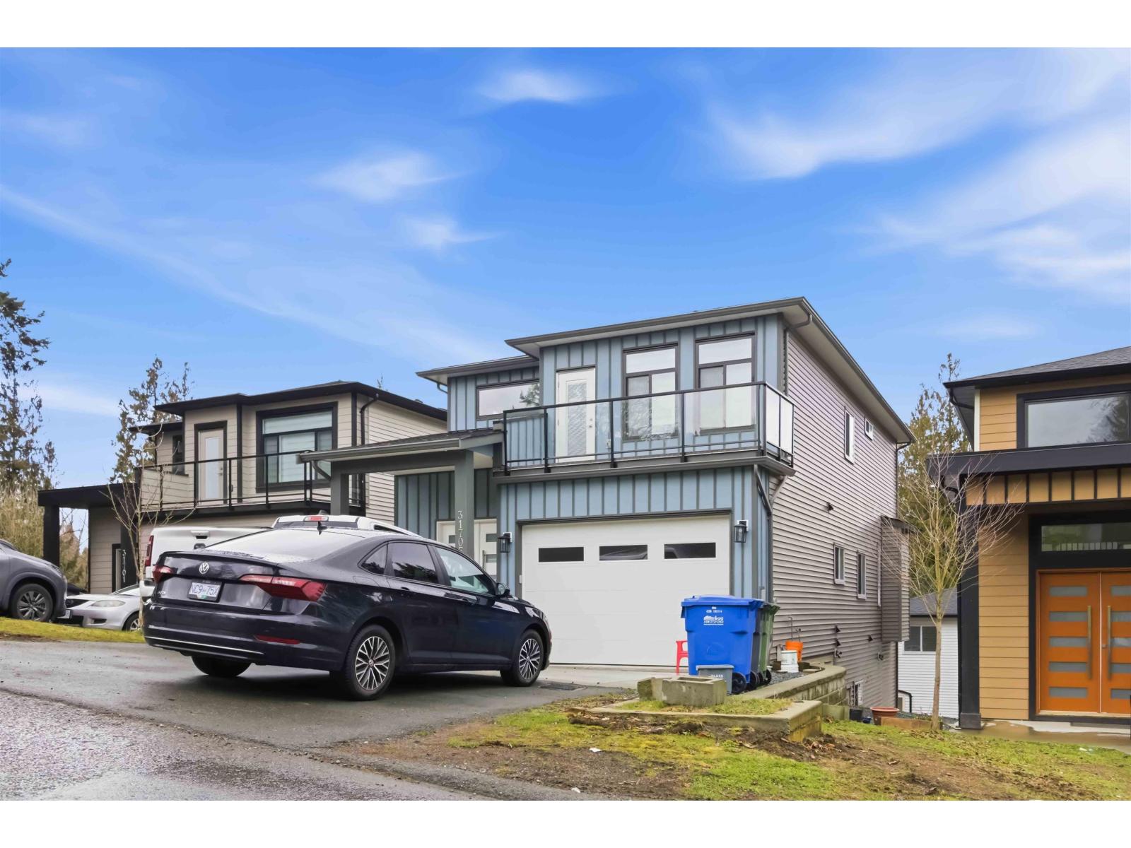 31705 Upland Crescent, Abbotsford, British Columbia  V2T 2G4 - Photo 3 - R3091475