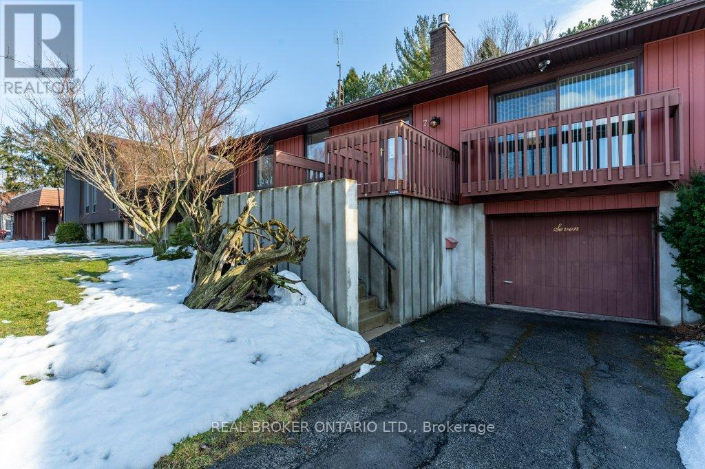 7 The Pinery, St. Catharines, Ontario  L2M 6M5 - Photo 3 - X12819508