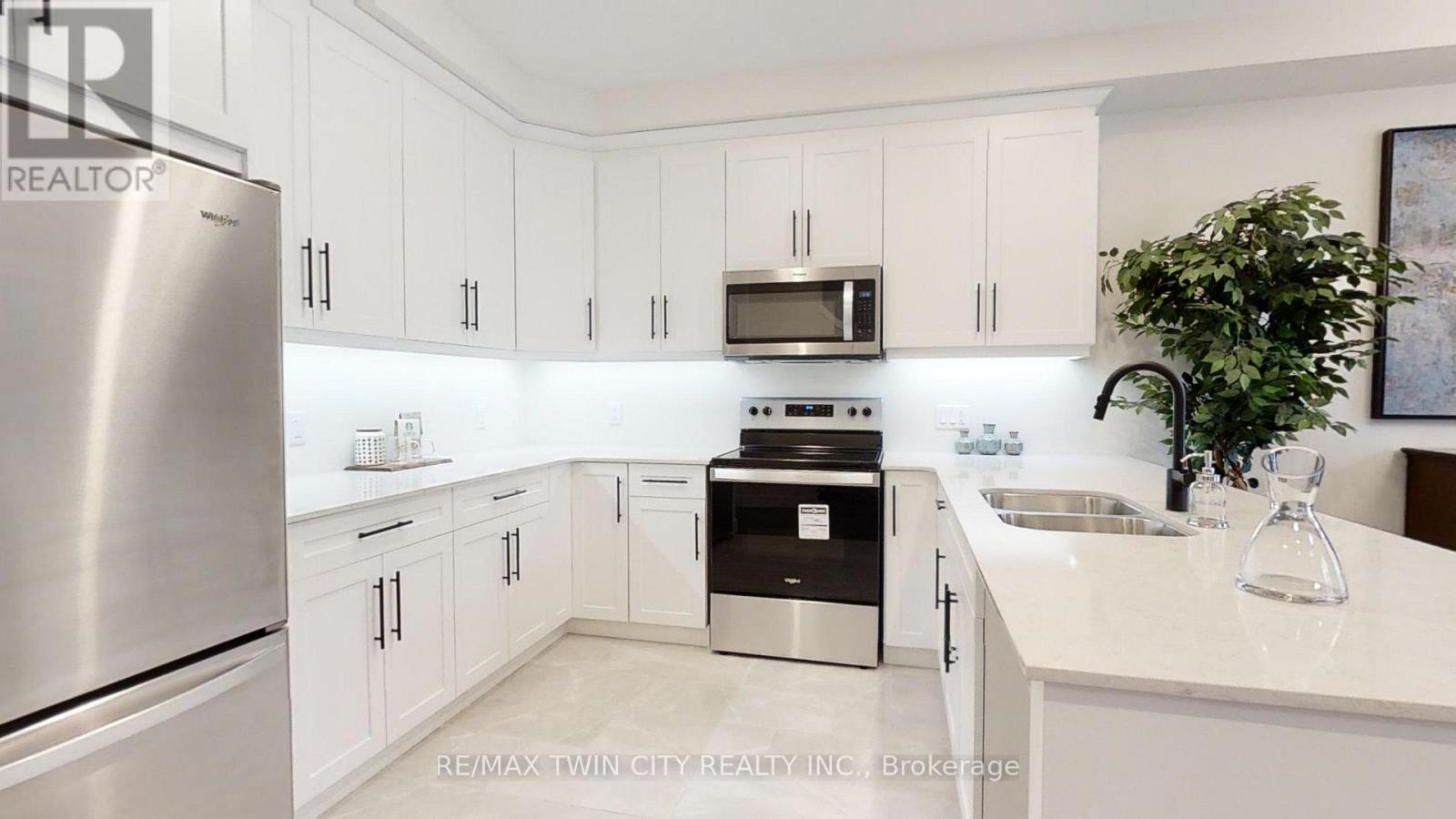 163 Julie Crescent, London South, Ontario  N5X 3X4 - Photo 5 - X12819534