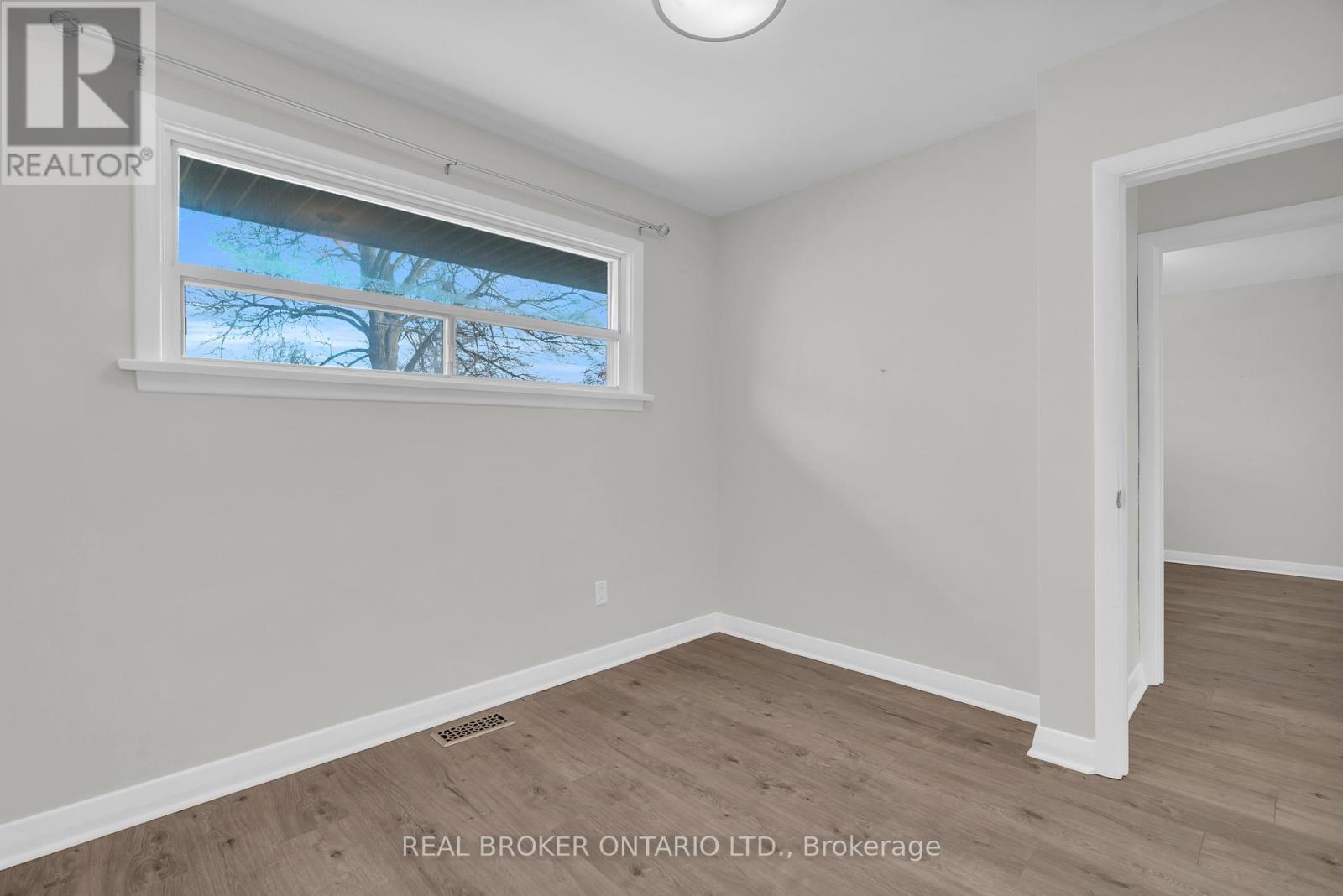 220 Bruce Street, Kitchener, Ontario  N2B 1Z3 - Photo 22 - X12819578