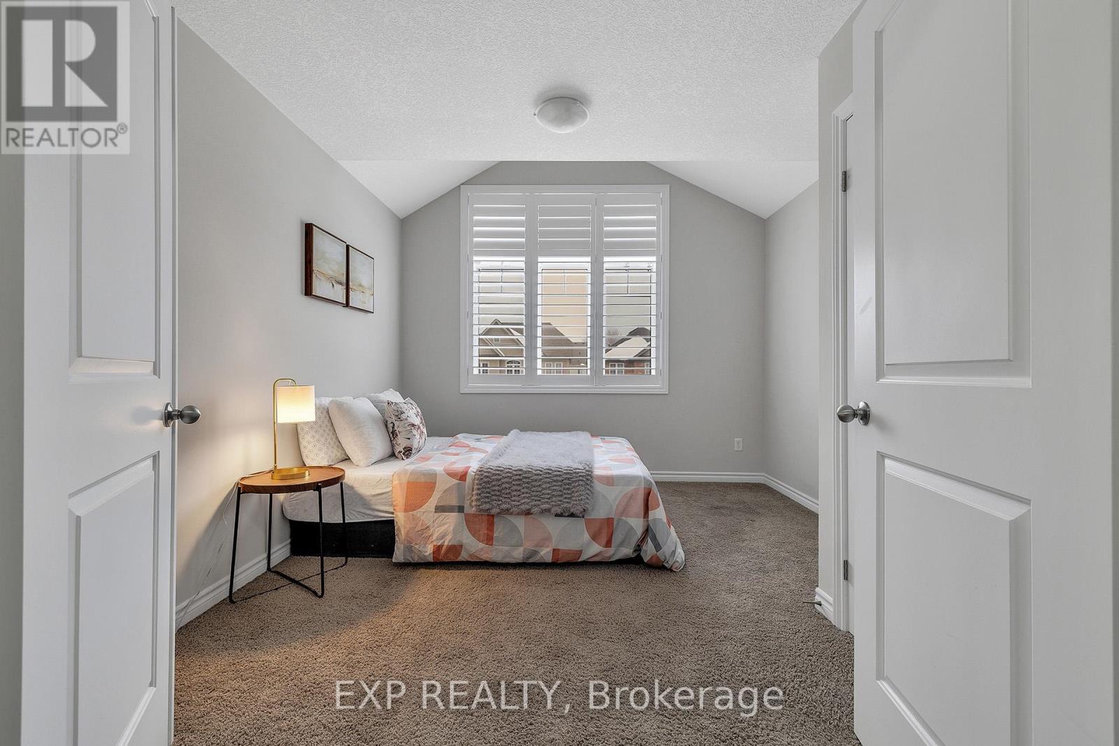 297 Thomas Slee Drive, Kitchener, Ontario  N2P 0B7 - Photo 29 - X12819678