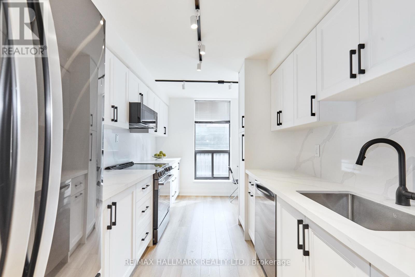 801 - 30 Church Street, Toronto, Ontario  M5E 1S7 - Photo 10 - C12819640